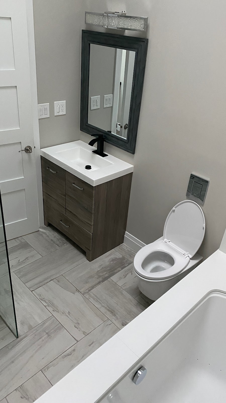 AP Home Renovations | 72 Hillview Crescent, Midhurst, ON L9X 1N5, Canada | Phone: (416) 837-8212