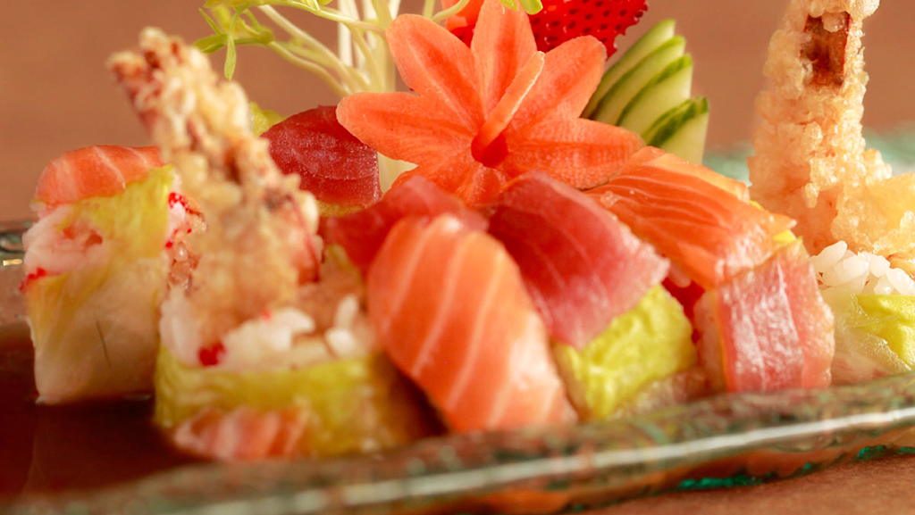 Sushi Torii | 126 Wellington St W, Aurora, ON L4G 2N9, Canada | Phone: (905) 713-1368