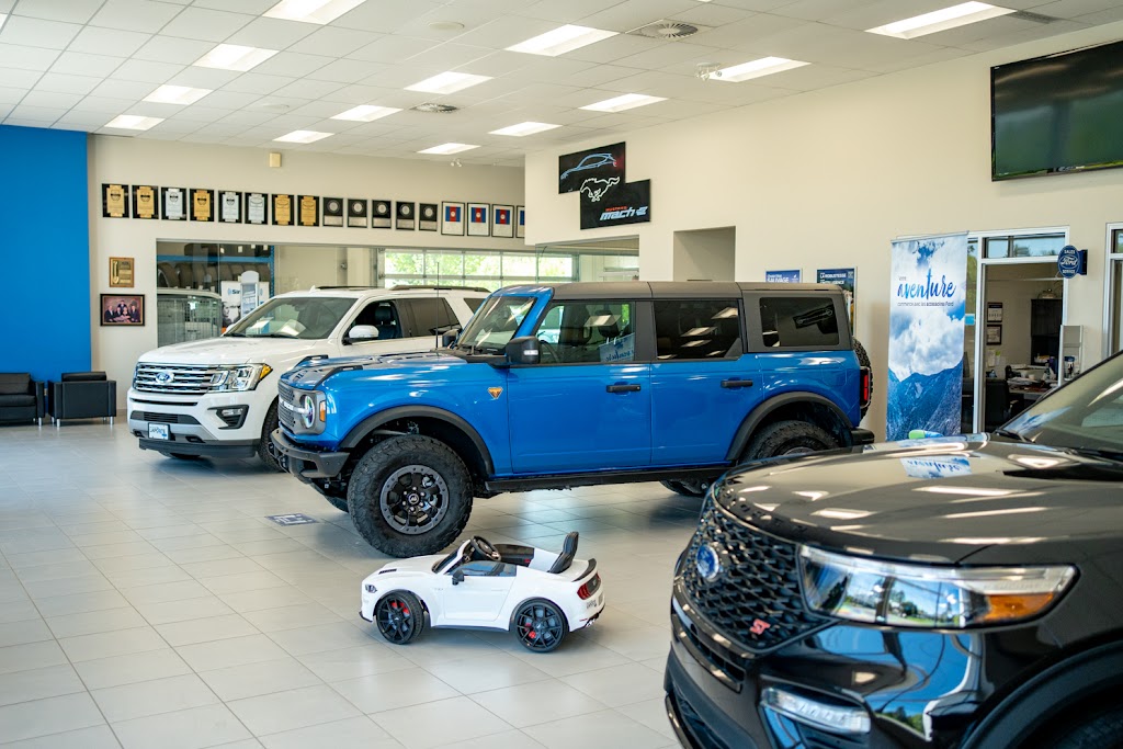 Automobiles Rejean Laporte et Fils Ltee Ford | 1881 Rue Principale, Saint-Norbert, QC J0K 3C0, Canada | Phone: (450) 836-3783