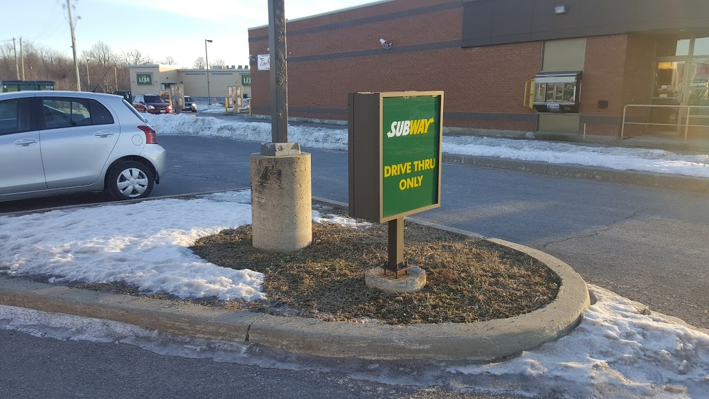 Subway | 107 Lombard St, Smiths Falls, ON K7A 5B8, Canada | Phone: (613) 284-8085