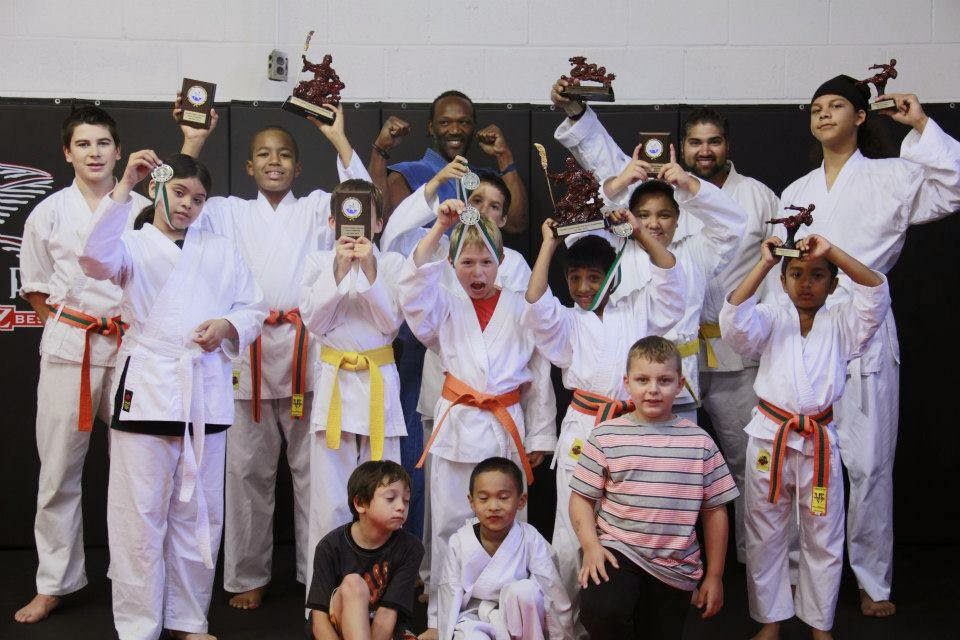Elite Training Centre martial arts and fitness | 1557 Sedlescomb Dr, Mississauga, ON L4X 1M4, Canada | Phone: (416) 910-6175