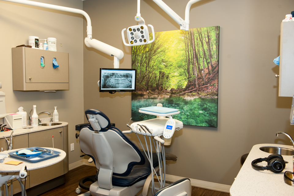 Spencer Dentistry | 1240 Commissioners Rd W #107d, London, ON N6K 1C7, Canada | Phone: (519) 474-2626