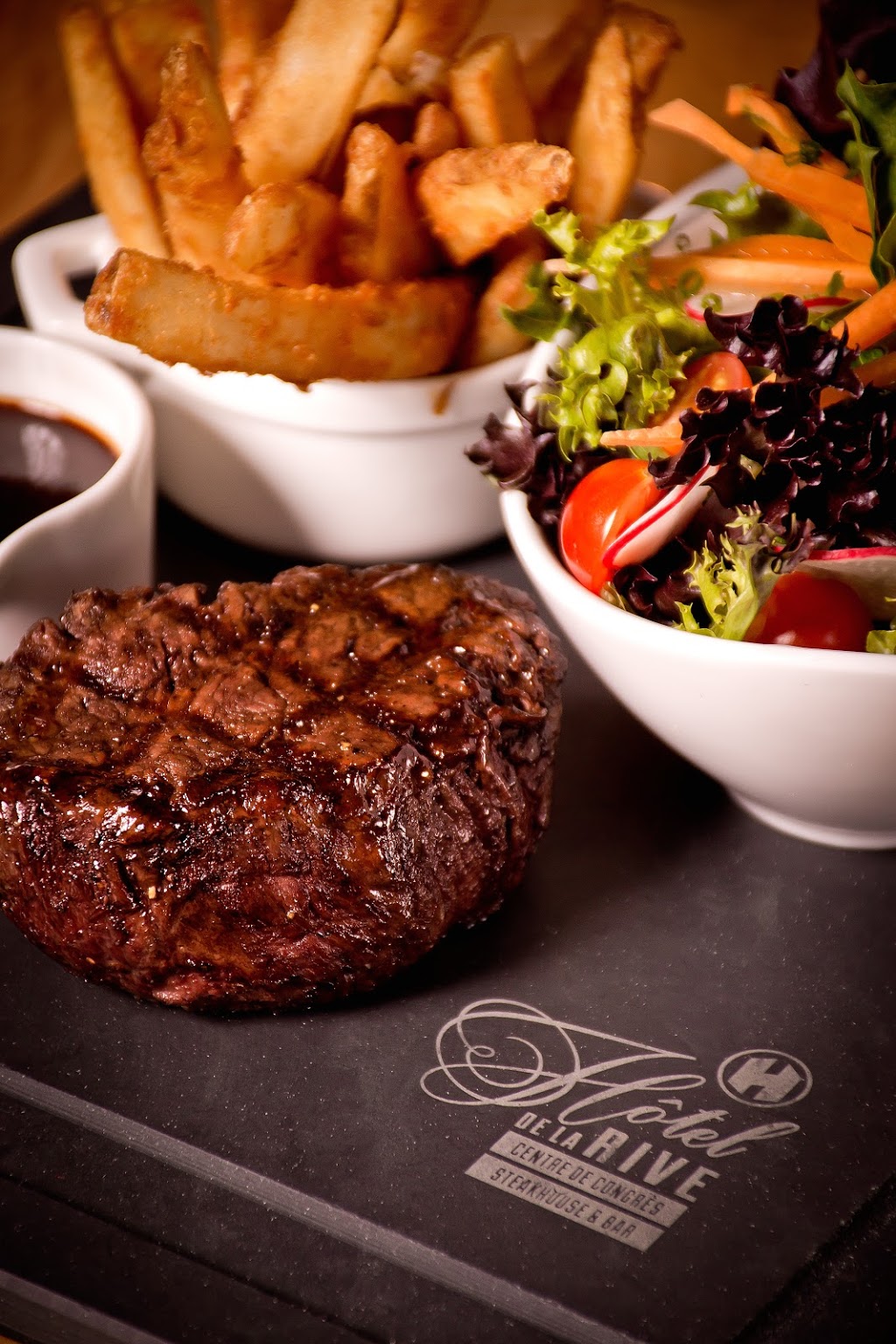 Steakhouse & Bar | 165 Chemin Sainte-Anne, Sorel, QC J3P 6J7, Canada | Phone: (450) 742-5691