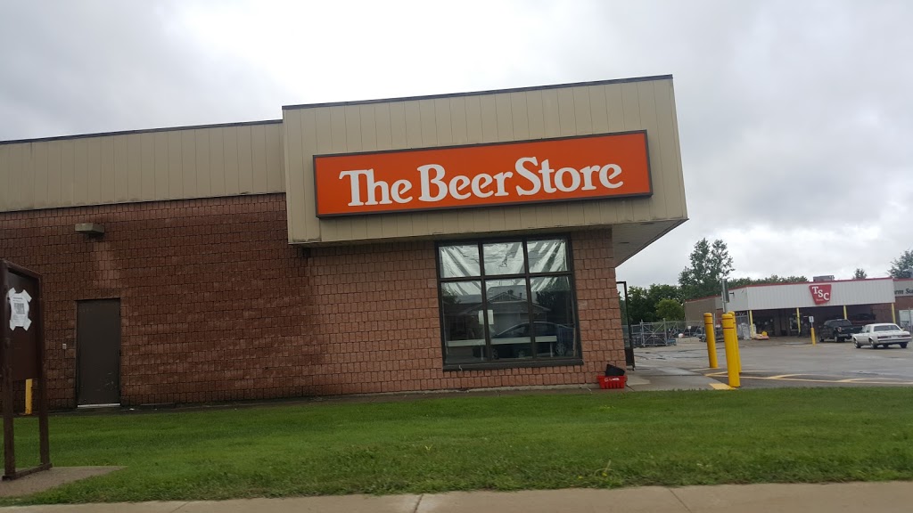 Beer Store 4106 | 429 Main St N, Mount Forest, ON N0G 2L0, Canada | Phone: (519) 323-1300