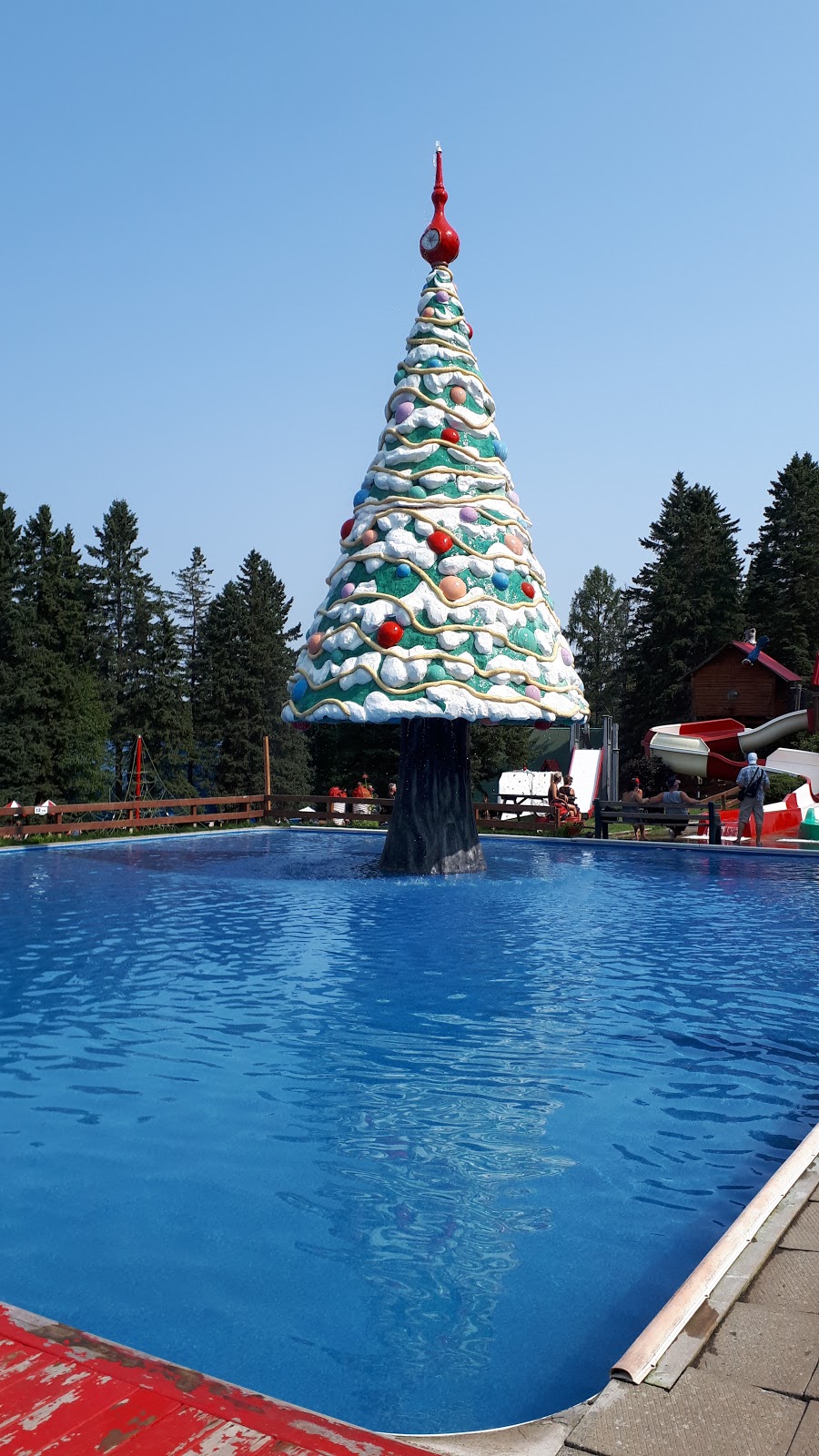 Village Du Père Noël Inc | 987 Route Morin, Val-David, QC J0T 2N0, Canada | Phone: (819) 322-2146