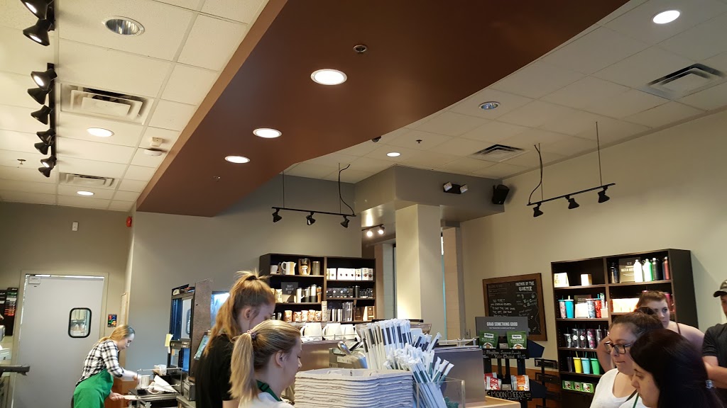 Starbucks | 17600 Yonge St, Newmarket, ON L3Y 4Z1, Canada | Phone: (905) 895-9411