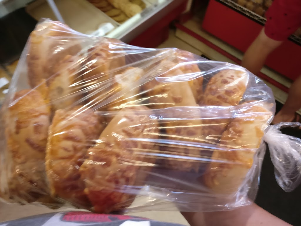 Buns Master Bakery | 256 Silvercreek Pkwy N, Guelph, ON N1H 1E7, Canada | Phone: (519) 821-0582