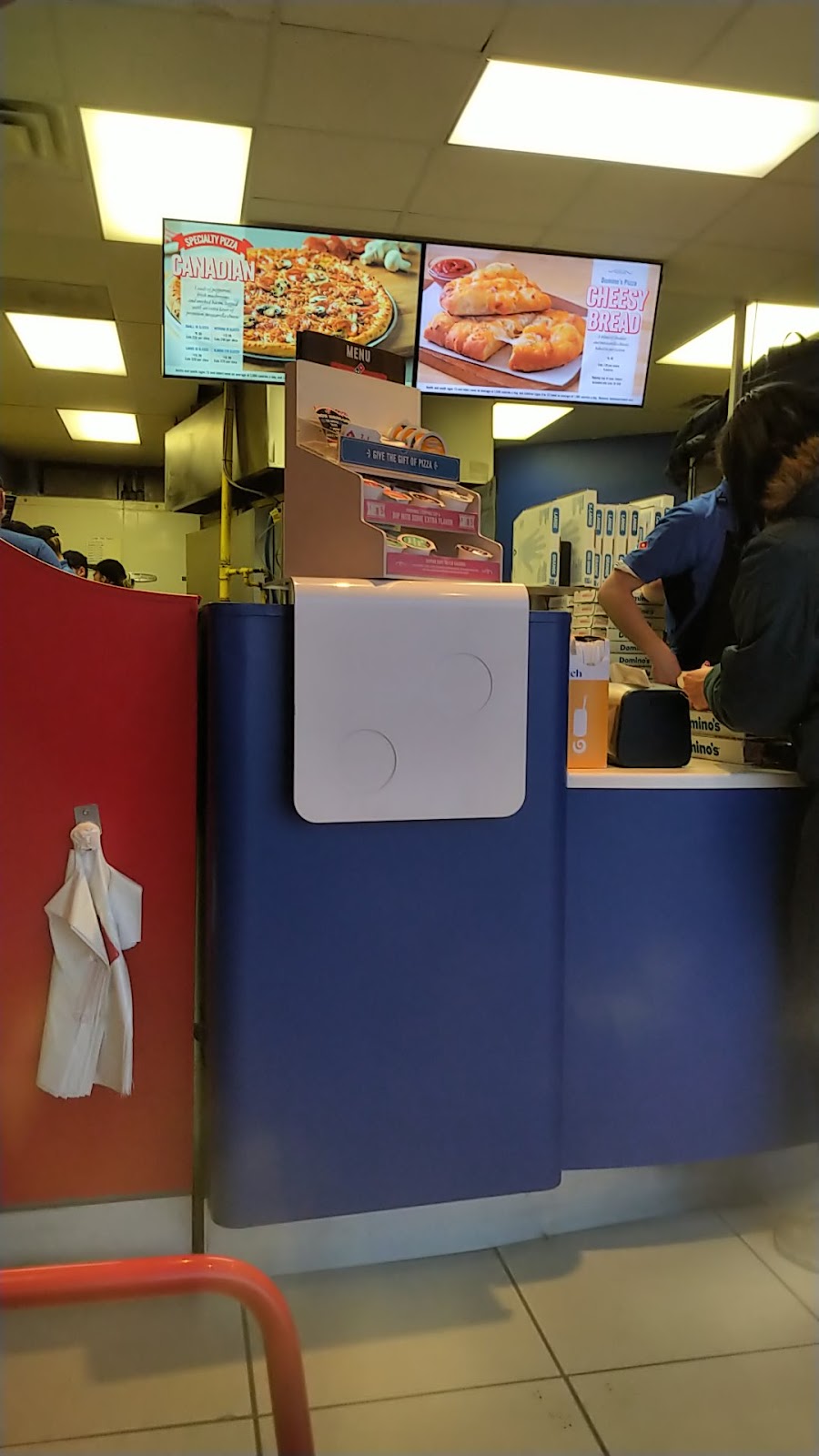 Dominos | 324 Guelph St Unit 10, Georgetown, ON L7G 4B5, Canada | Phone: (905) 702-8800