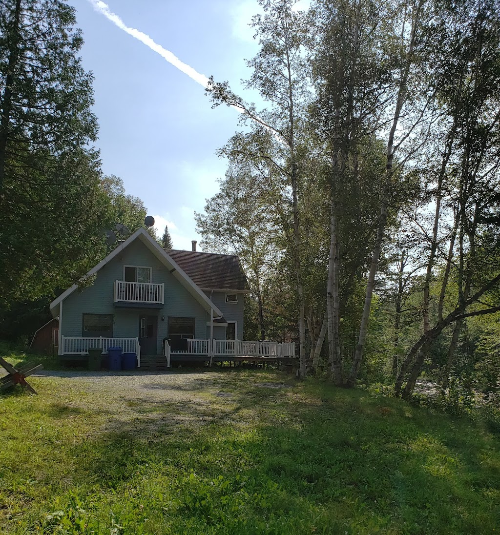 la riviere a tes pieds | 7 Rte de la Station, Saint-Modeste, QC G0L 3W0, Canada | Phone: (418) 863-3521