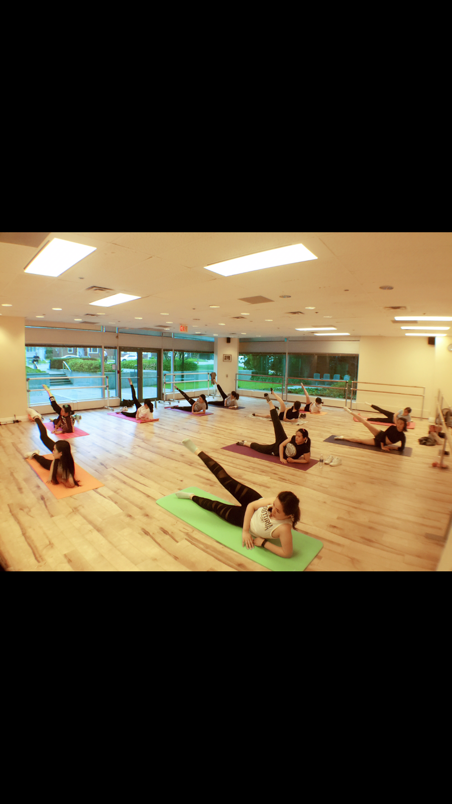 尚⋅舞艺舞蹈学校 Dantitude Dance School | 100 Sheppard Ave E Unit 140, North York, ON M2N 6N5, Canada | Phone: (647) 821-0920