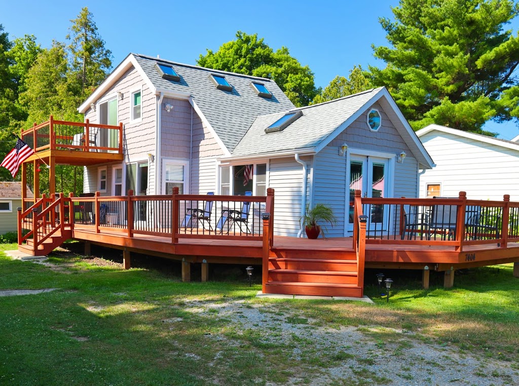 Ivy Surprise Vacation Rental | 7404 Ivy Rd, Lexington, MI 48450, USA | Phone: (810) 377-5631