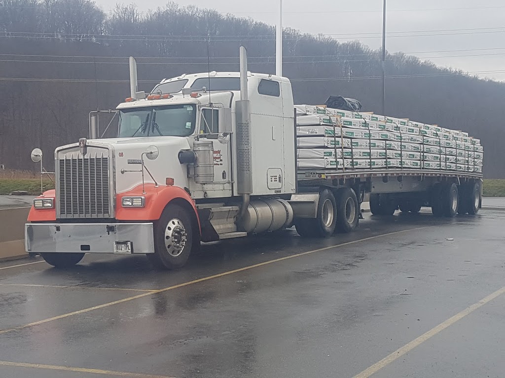 MacDonald Earl & Son Transport | 11099 Currie Rd, Dutton, ON N0L 1J0, Canada | Phone: (519) 762-2142
