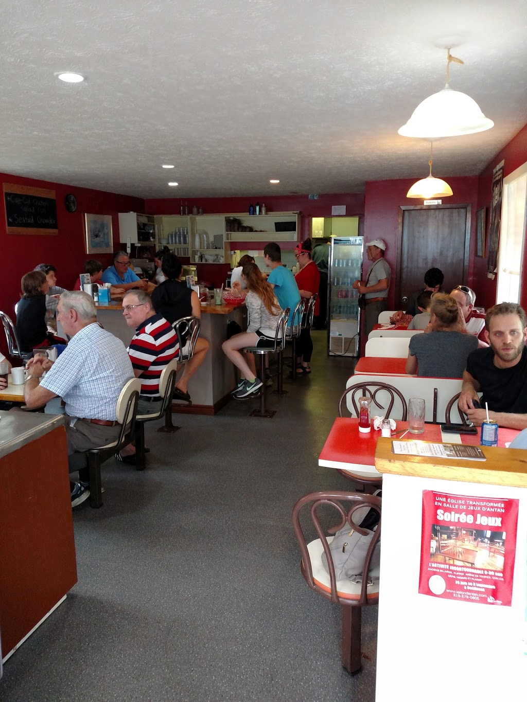 Casa Wippi | 110 Rue Main, North Hatley, QC J0B 2C0, Canada | Phone: (819) 842-2782