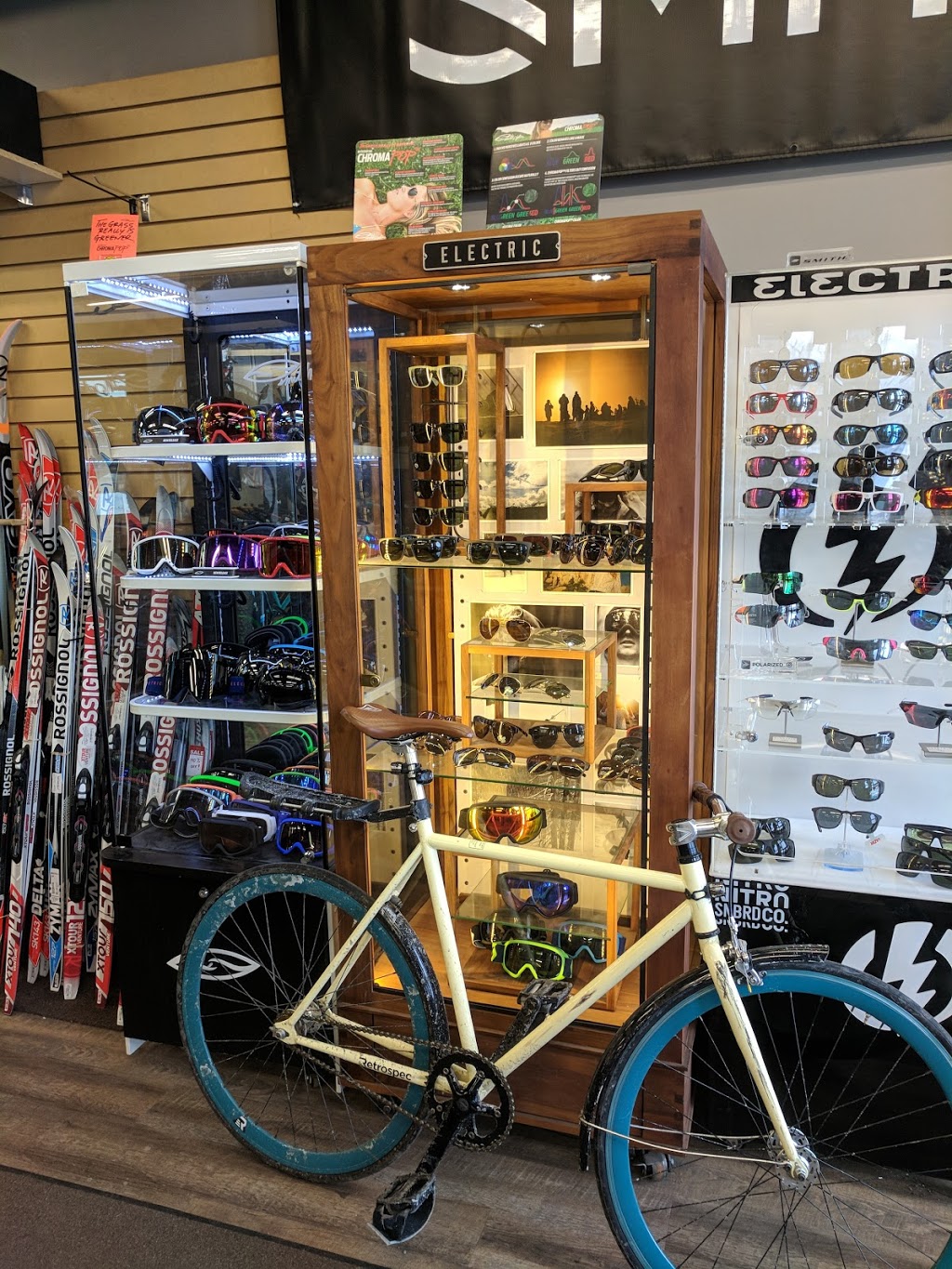 Rollin Thunder Bike & Ski | 485 Memorial Ave, Thunder Bay, ON P7B 3Y6, Canada | Phone: (807) 344-2433