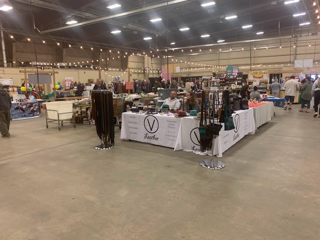 Lethbridge Farmers Market | Henderson Lake, Lethbridge, AB T1J 4R3, Canada | Phone: (403) 328-4491