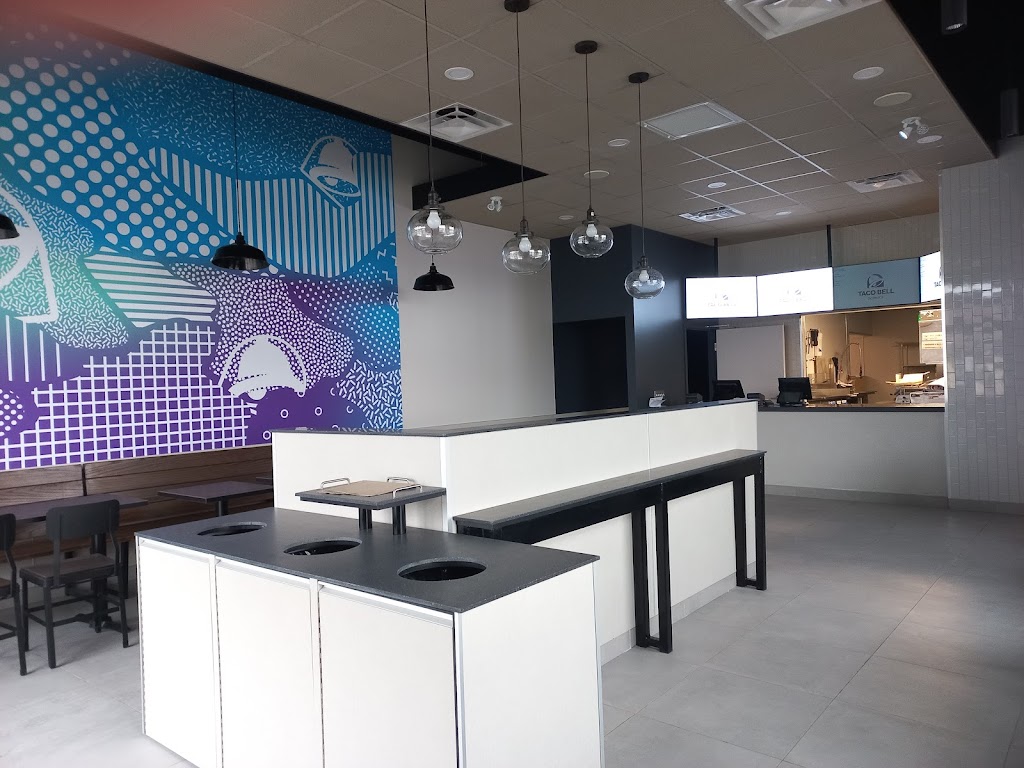 Taco Bell | 1850 Adelaide St N, London, ON N5X 4B7, Canada | Phone: (519) 672-4046