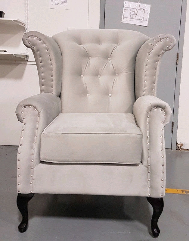Furniture world Inc | 1157 40 Ave NE, Calgary, AB T2E 6M9, Canada | Phone: (403) 808-2863