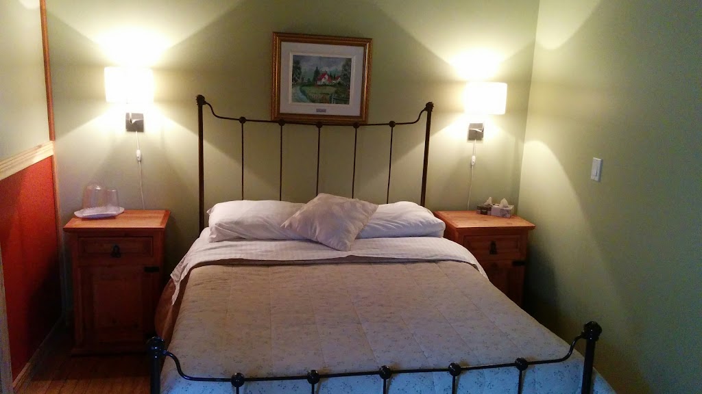 Auberge Carcajou | 305 Chem. Lévesque, Saint-David-de-Falardeau, QC G0V 1C0, Canada | Phone: (418) 673-1991