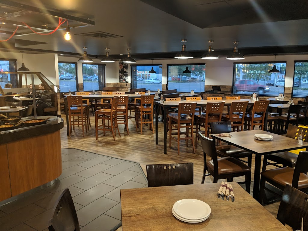 Pizza Hut | 2525 Quance St E, Regina, SK S4V 2X8, Canada | Phone: (306) 791-3020
