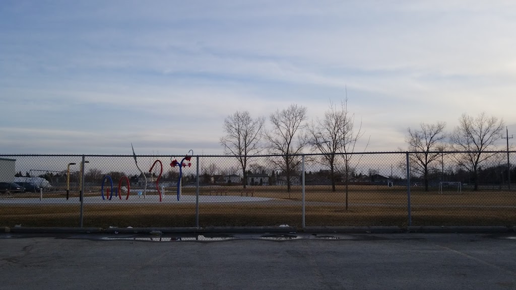 Gateway Recreation Centre | 1717 Gateway Rd, Winnipeg, MB R2G 4H1, Canada | Phone: (204) 982-1234