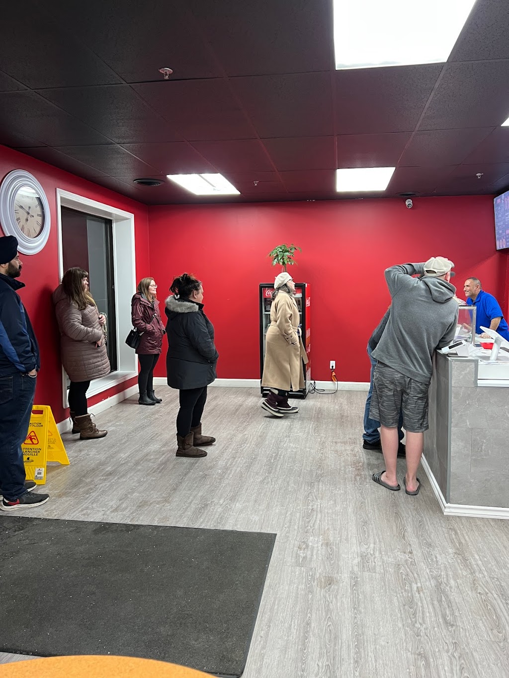 Shawarma Street | 102 Tillson Ave, Tillsonburg, ON N4G 3A1, Canada | Phone: (519) 688-3888