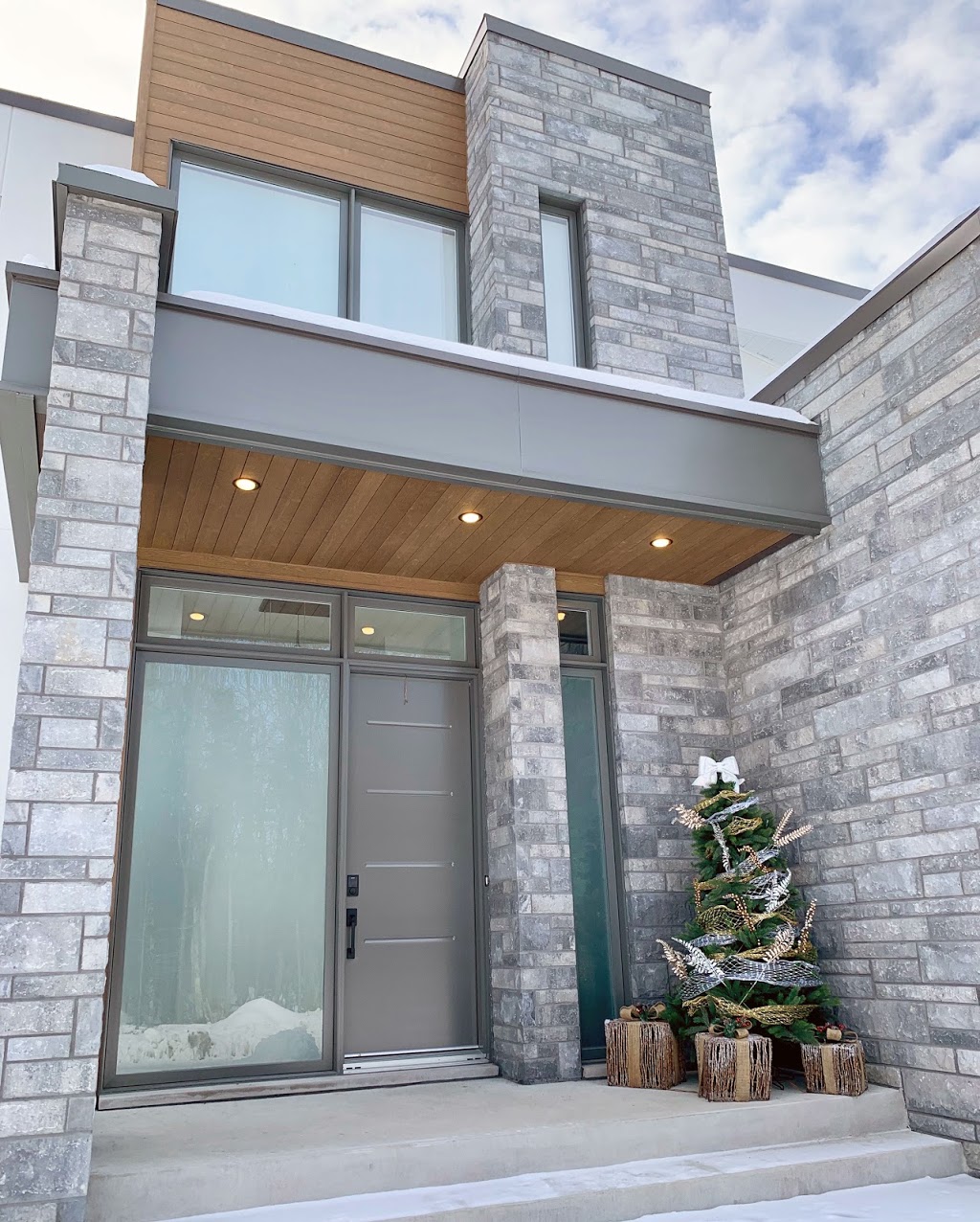 Juste Du Pin | 266 Rue Armand-Majeau, Saint-Roch-de-lAchigan, QC J0K 3H0, Canada | Phone: (450) 588-6668