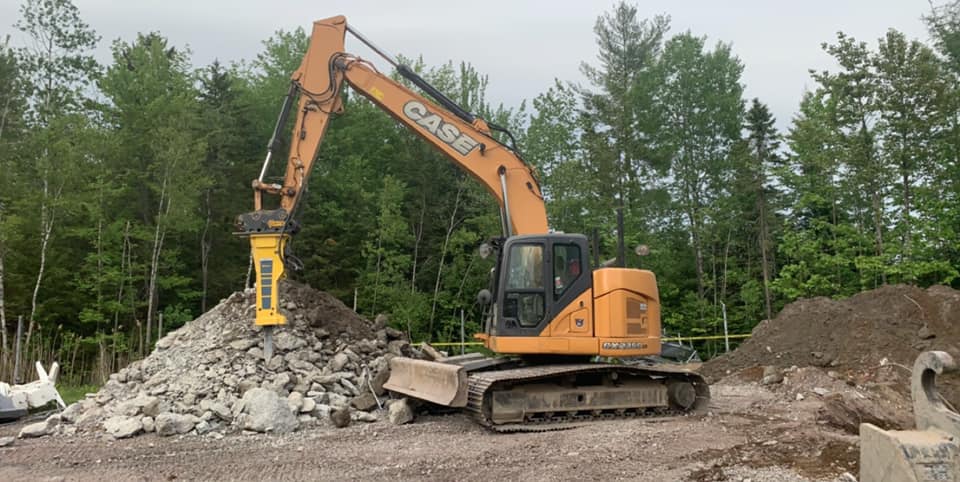 Maxi-Quip | 586 10e rang Est, Sainte-Françoise, QC G0S 2N0, Canada | Phone: (819) 792-3303