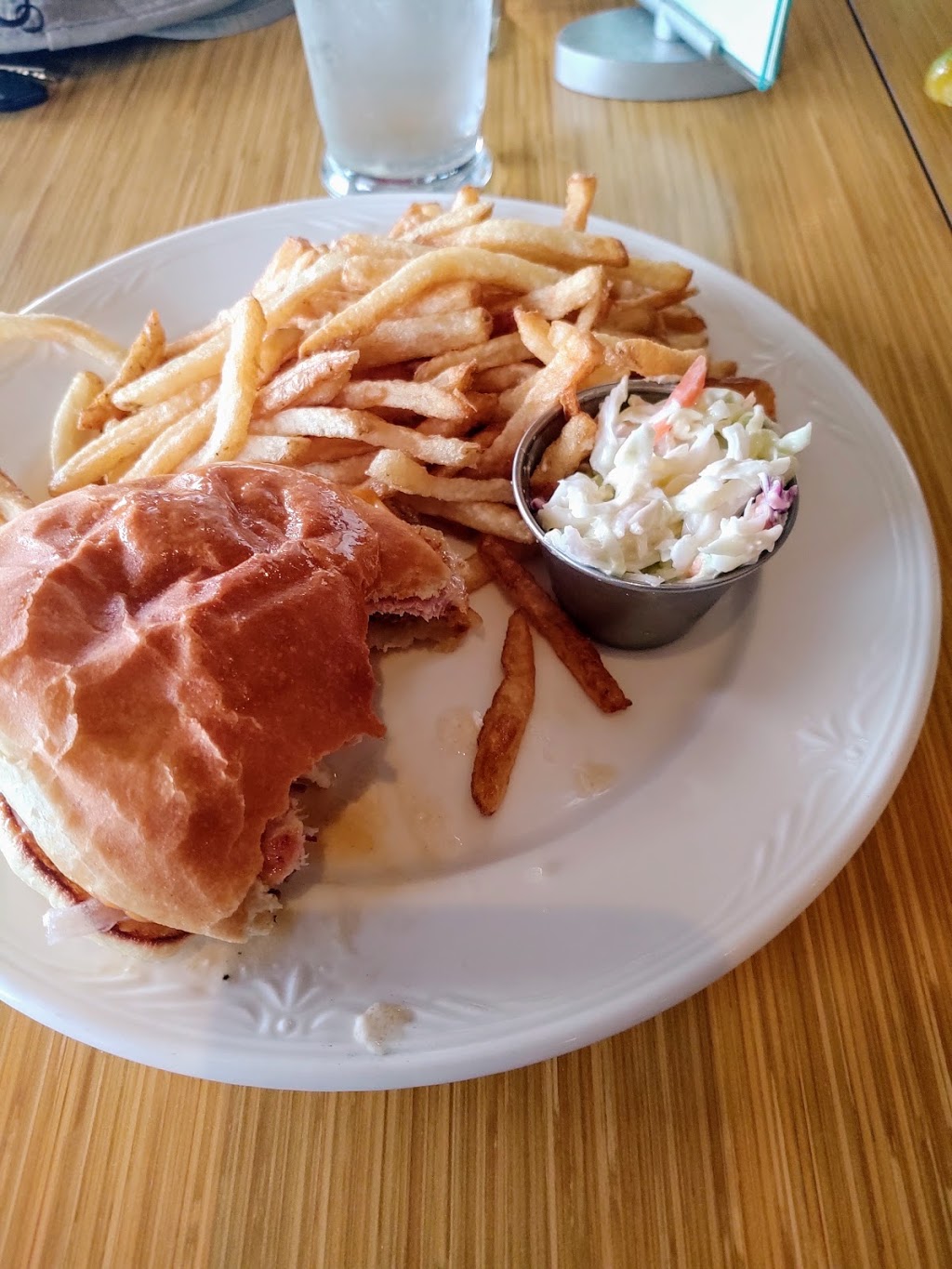 The Hungry 7 | Dufferin St, Perth, ON K7H 3A4, Canada | Phone: (613) 466-0692