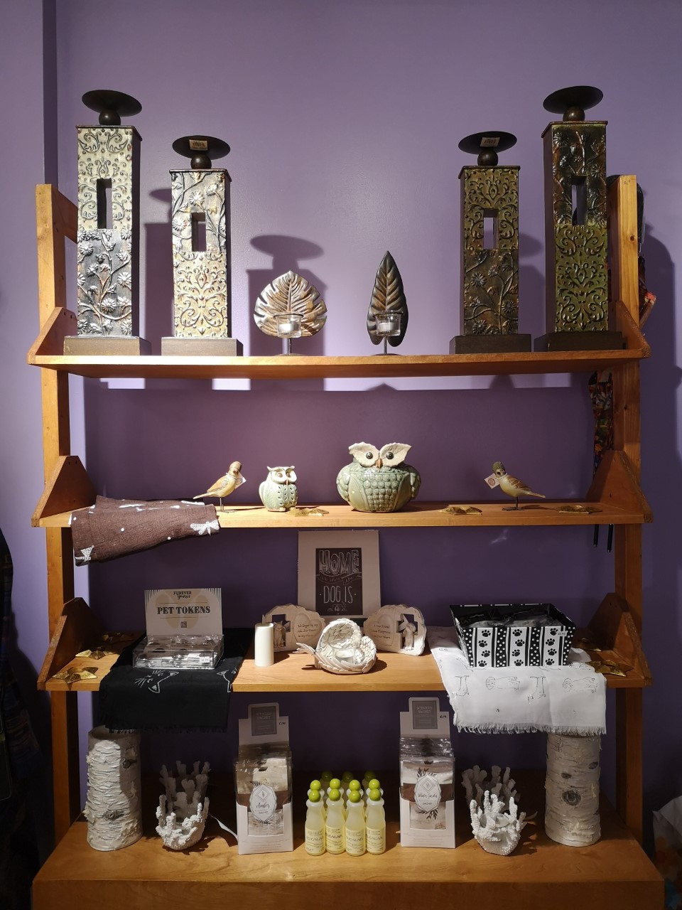 MinaPeach Framing Designs | 3863 Dougall Ave, Windsor, ON N9G 1X3, Canada | Phone: (519) 915-2894