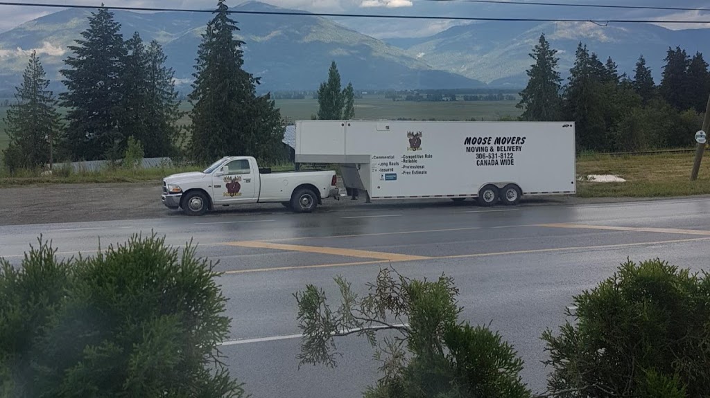 Moose Movers | 915 High St W, Moose Jaw, SK S6H 7P7, Canada | Phone: (306) 631-8122