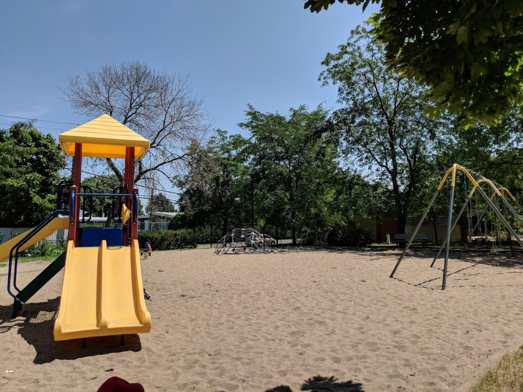 Parc Montmorency | 360 Rue Lupin, Laval, QC H7N 1C8, Canada