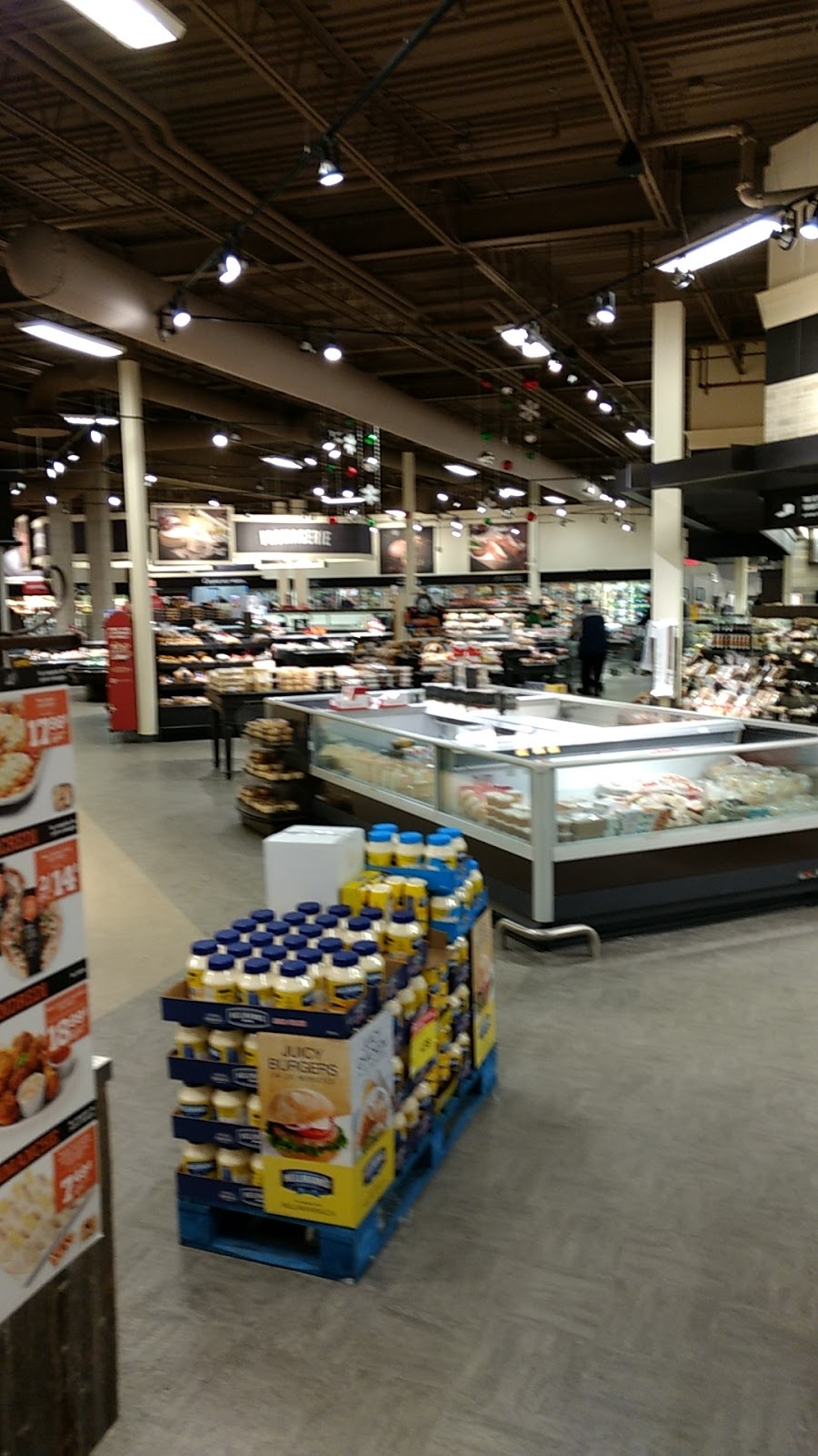 IGA extra store Coop Plessisville | 1971 Rue Bilodeau, Plessisville, QC G6L 3J1, Canada | Phone: (819) 362-6357