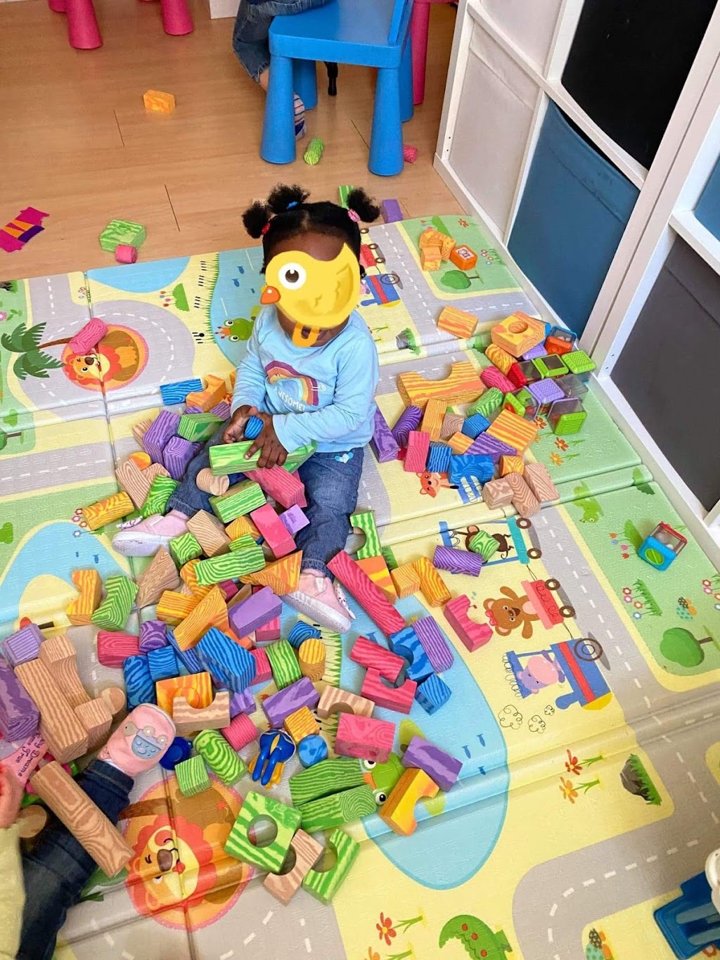 Nursery Small Monde De Yasmine | 1001 Rue dAntin, Repentigny, QC J5Y 4B1, Canada | Phone: (514) 898-1504