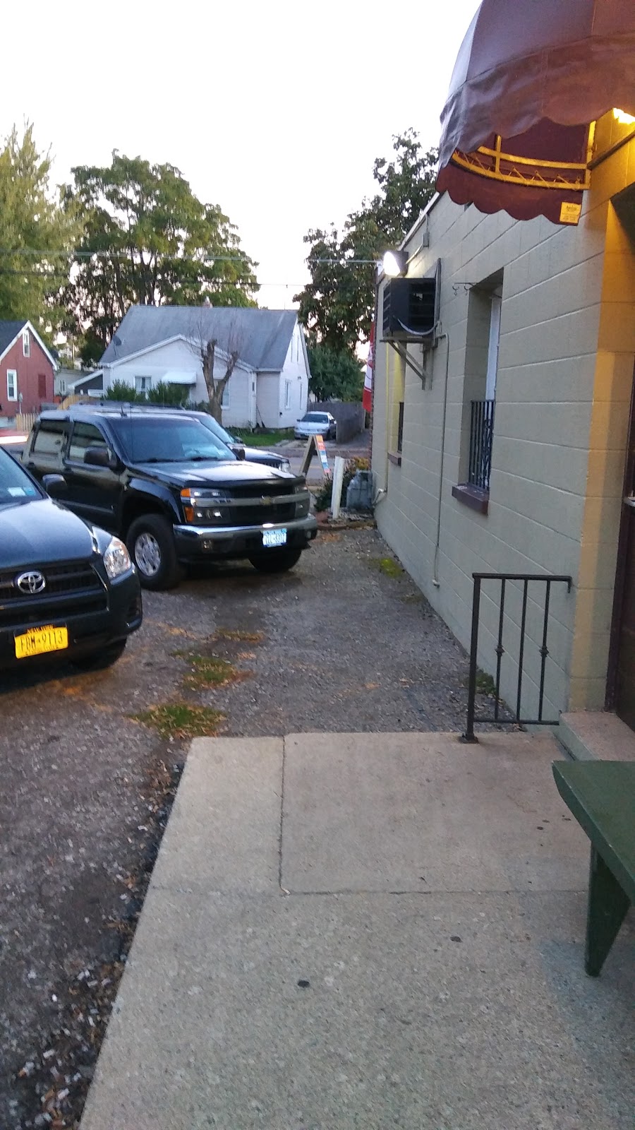 Jimmy Js Pub & Grub | 126 Wheatfield St, North Tonawanda, NY 14120, USA | Phone: (716) 694-3159