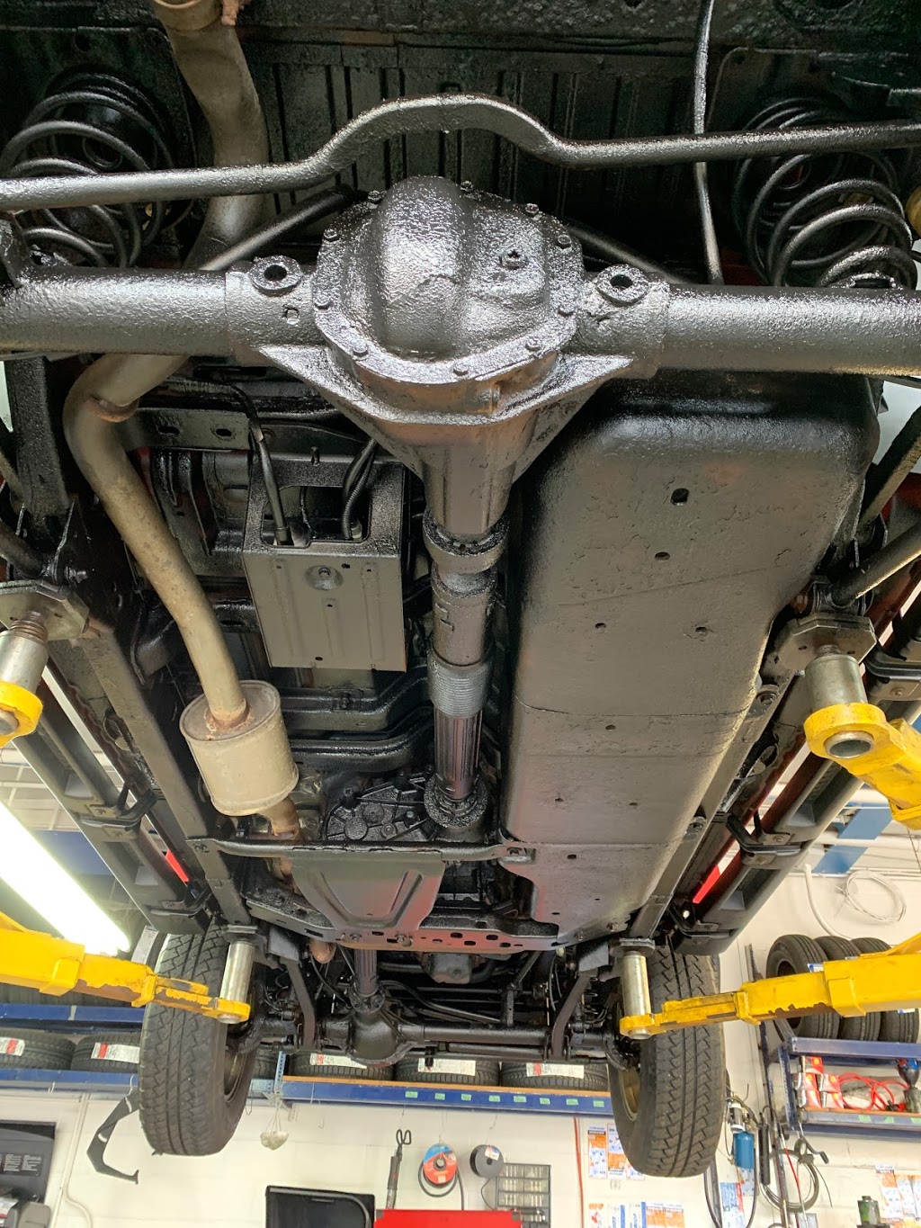 Moe Joes Auto Service Center | 4355 Tecumseh Rd E, Windsor, ON N8W 1K4, Canada | Phone: (226) 674-1199