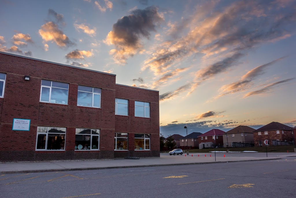 Markham Gateway Public School | 30 Fonda Rd, Markham, ON L3S 3X3, Canada | Phone: (905) 472-3303