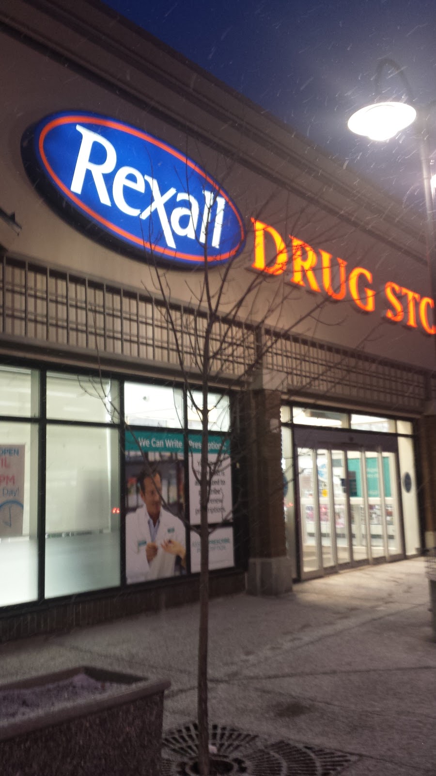 Rexall | 1440 52 St NE #152, Calgary, AB T2A 4T8, Canada | Phone: (403) 207-8884