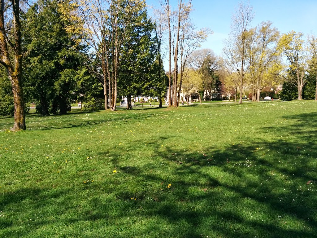 Riverview Park | 1751 W 66th Ave, Vancouver, BC V6P 2S3, Canada | Phone: (604) 873-7000