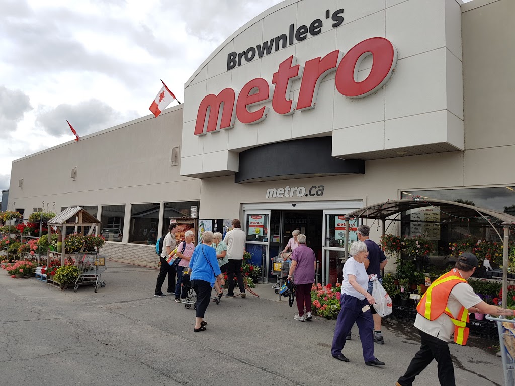 Metro | 50 Wilson St W, Perth, ON K7H 2H4, Canada | Phone: (613) 267-4921