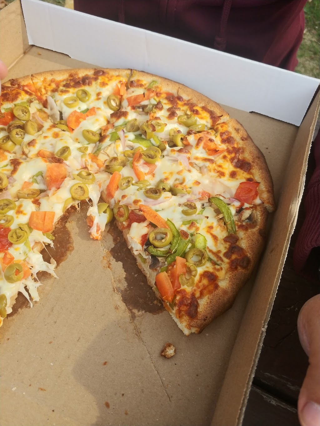 Luigis Pizzeria | 32 King St E, Bobcaygeon, ON K0M 1A0, Canada | Phone: (705) 738-2223