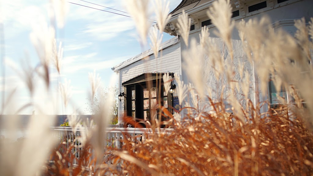 Auberge Le Petit Séjour | 394 Rue Pichette, Château-Richer, QC G0A 1N0, Canada | Phone: (418) 972-0919