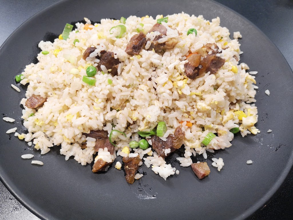 Dingxiang | 26 Rue de la Gauchetière E, Montréal, QC H2X 1P3, Canada | Phone: (514) 662-6636