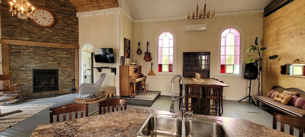 Eglise Grande Anse | 250 Chem. de lAnse, Trois-Rives, QC G0X 2C0, Canada | Phone: (450) 502-4469