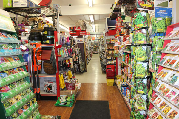Pollocks Home Hardware | 347 Roncesvalles Ave, Toronto, ON M6R 2M8, Canada | Phone: (416) 535-1169
