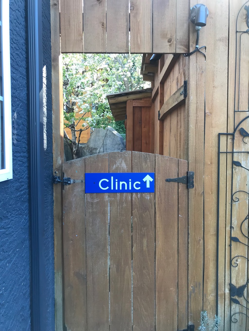 Squamish Osteopathy Practice | 2015 Smoke Bluff Rd, Squamish, BC V0N 3G0, Canada | Phone: (604) 725-3843