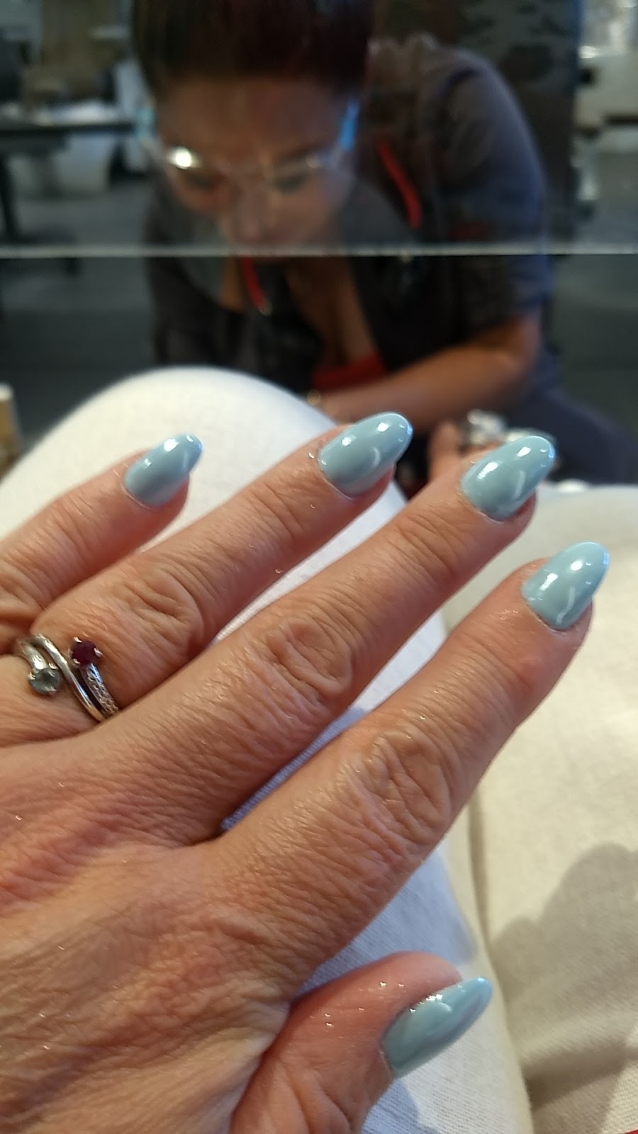 Absolutely Nails | 3189 King George Blvd #8, Surrey, BC V4P 1B8, Canada | Phone: (604) 538-6005