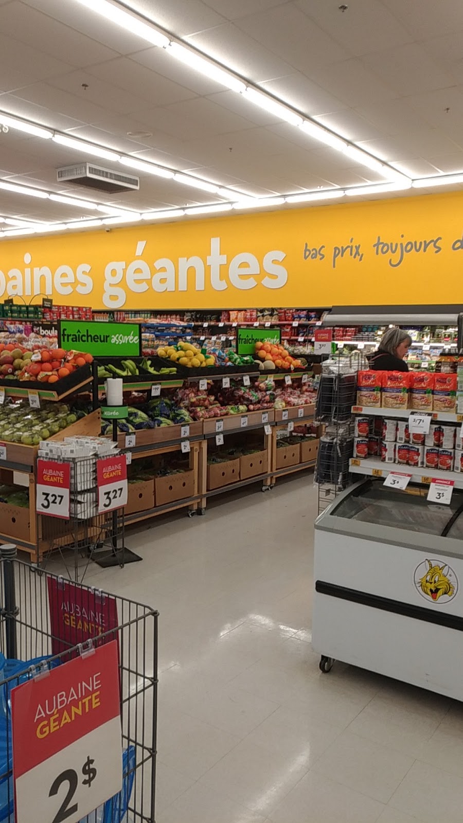 Tigre Géant | 25 Rue Wellington, Coaticook, QC J1A 2H6, Canada | Phone: (819) 849-7443