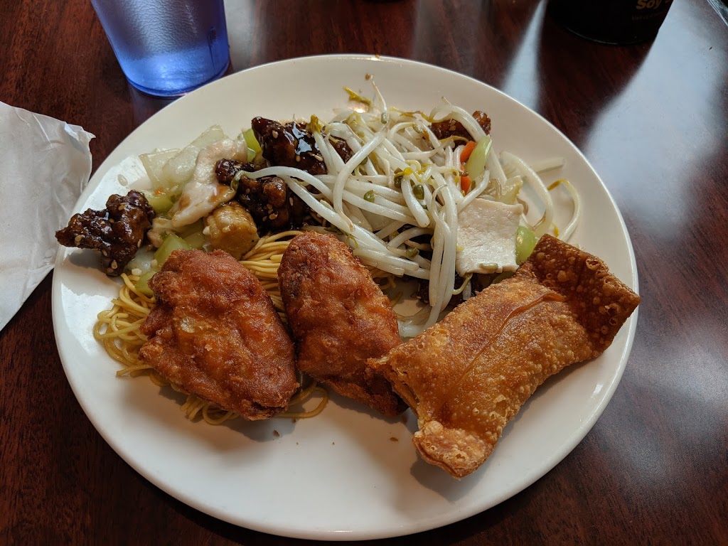 Wing Hong Restaurant | 116 Courthouse Square, Goderich, ON N7A 1M8, Canada | Phone: (519) 524-1191