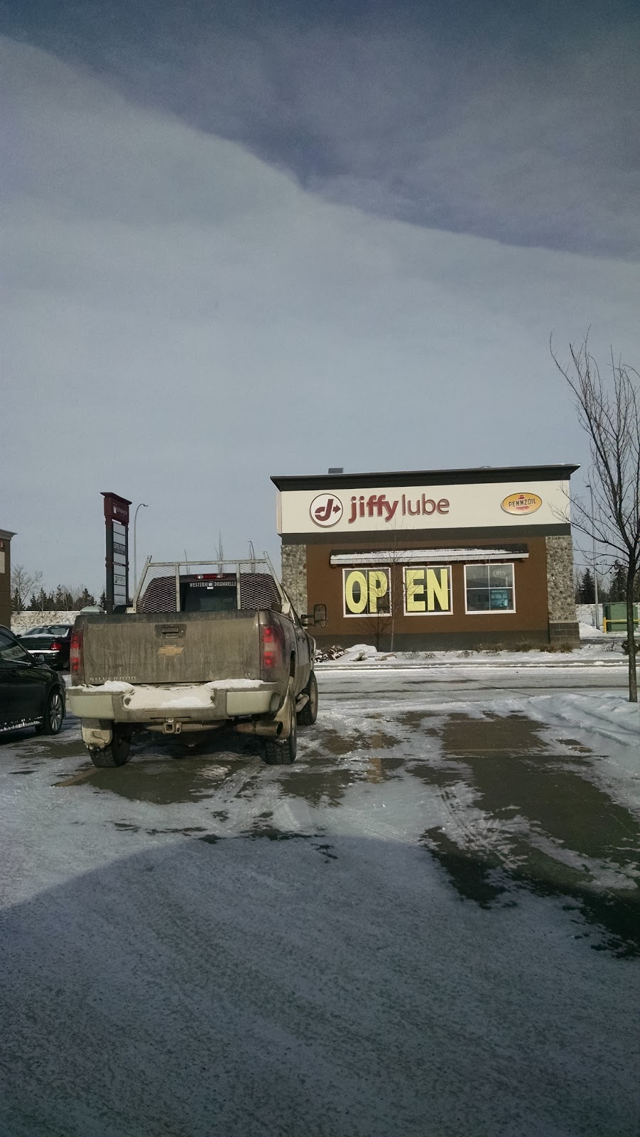 Jiffy Lube | 1500 Market St, Airdrie, AB T4A 0K9, Canada | Phone: (403) 945-7043
