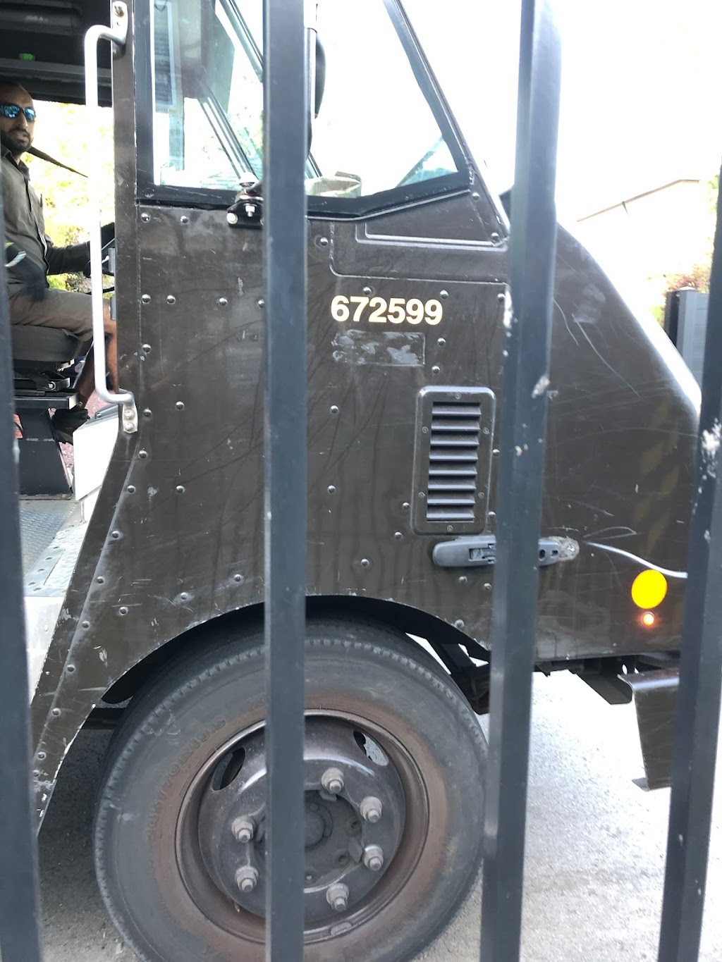 UPS-SCS | 7315 David Hunting Dr, Mississauga, ON L5S 1E5, Canada | Phone: (905) 672-9595